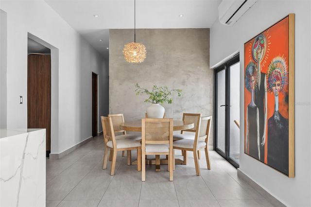 JJ-12 CALLE ROSA DE LOS VIENTOS, Dorado, PR 00646