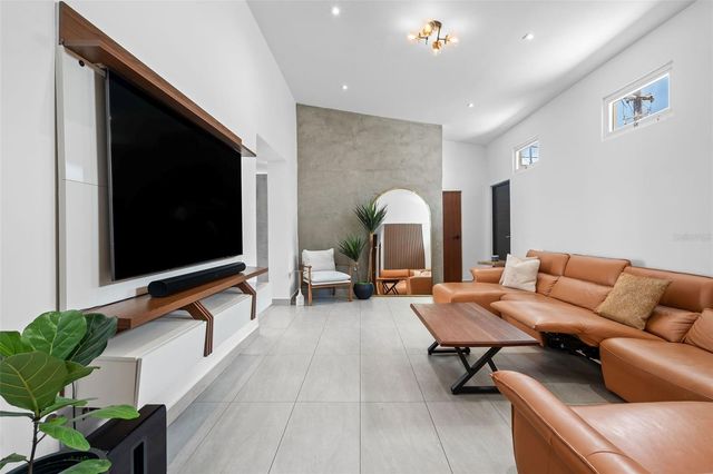 JJ-12 CALLE ROSA DE LOS VIENTOS, Dorado, PR 00646