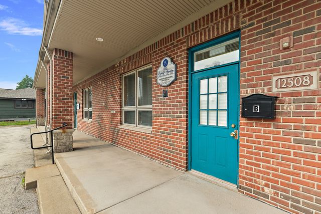 12508 S Harlem Avenue B, Palos Heights, IL 60463