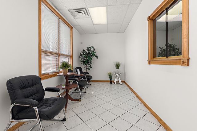 12508 S Harlem Avenue B, Palos Heights, IL 60463