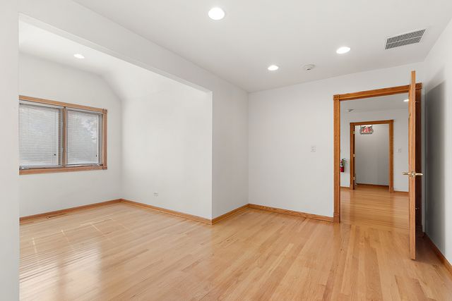 12508 S Harlem Avenue B, Palos Heights, IL 60463