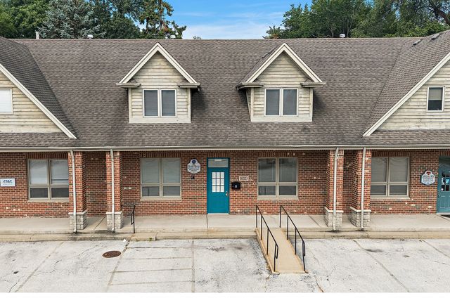 12508 S Harlem Avenue B, Palos Heights, IL 60463