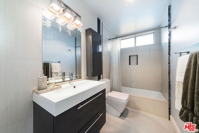 15214 S Raymond Avenue 118, Gardena, CA 90247