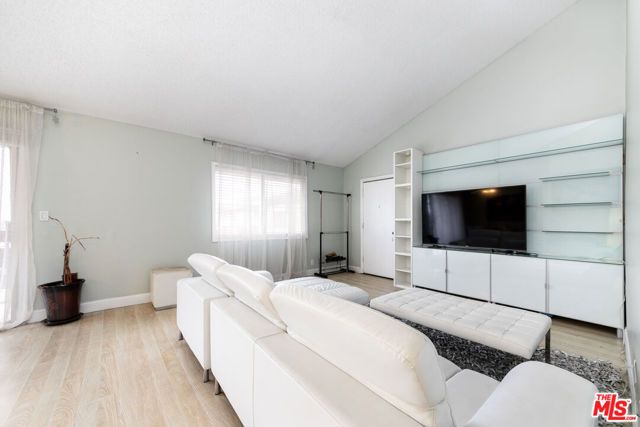 15214 S Raymond Avenue 118, Gardena, CA 90247