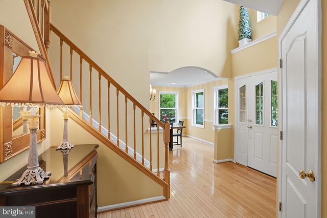 11 EQUESTRIAN LN, Cherry Hill, NJ 08003