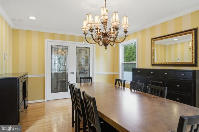 11 EQUESTRIAN LN, Cherry Hill, NJ 08003