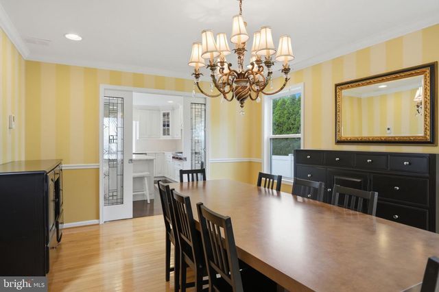 11 EQUESTRIAN LN, Cherry Hill, NJ 08003