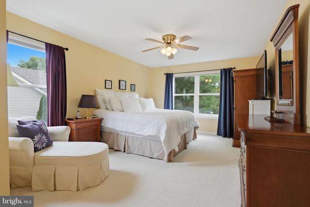 11 EQUESTRIAN LN, Cherry Hill, NJ 08003