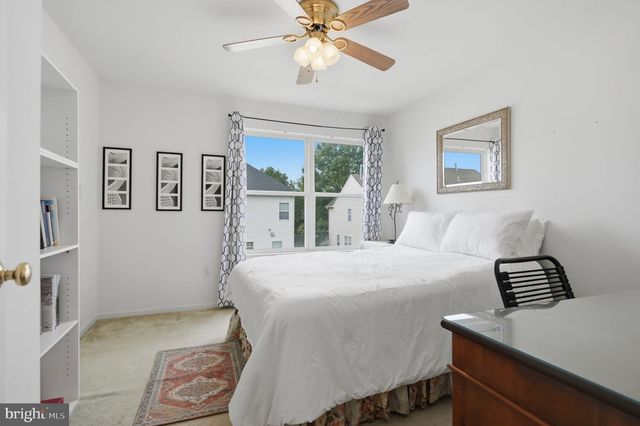 11 EQUESTRIAN LN, Cherry Hill, NJ 08003