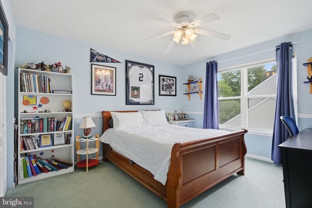 11 EQUESTRIAN LN, Cherry Hill, NJ 08003