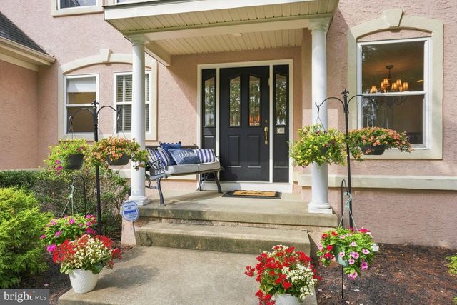 11 EQUESTRIAN LN, Cherry Hill, NJ 08003