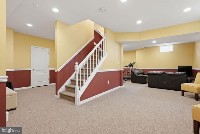 11 EQUESTRIAN LN, Cherry Hill, NJ 08003