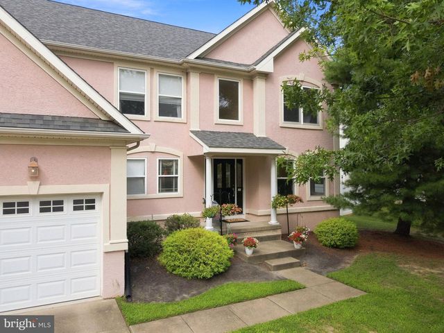 11 EQUESTRIAN LN, Cherry Hill, NJ 08003