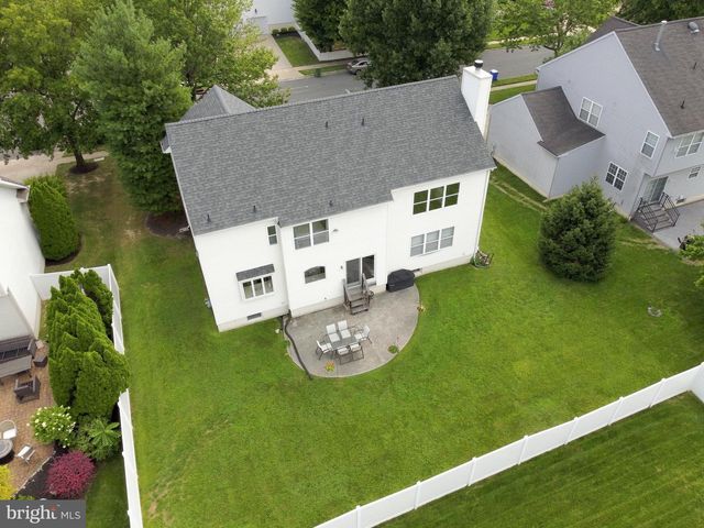 11 EQUESTRIAN LN, Cherry Hill, NJ 08003