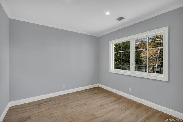 156 W Broadway 3, Port Jefferson, NY 11777