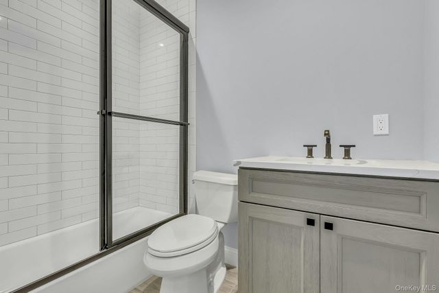 156 W Broadway 3, Port Jefferson, NY 11777