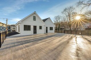 156 W Broadway 3, Port Jefferson, NY 11777