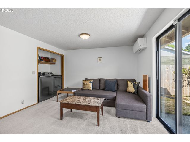 820 Ne 156TH Ave, Vancouver, WA 98684