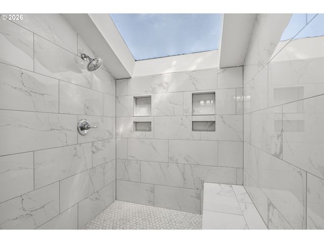 820 Ne 156TH Ave, Vancouver, WA 98684