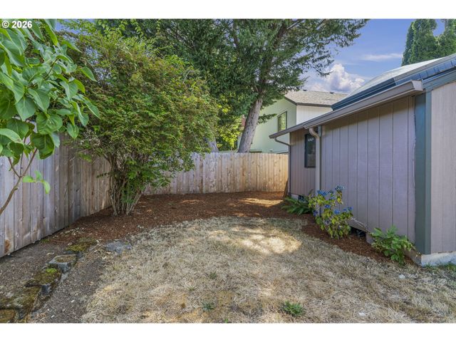 820 Ne 156TH Ave, Vancouver, WA 98684