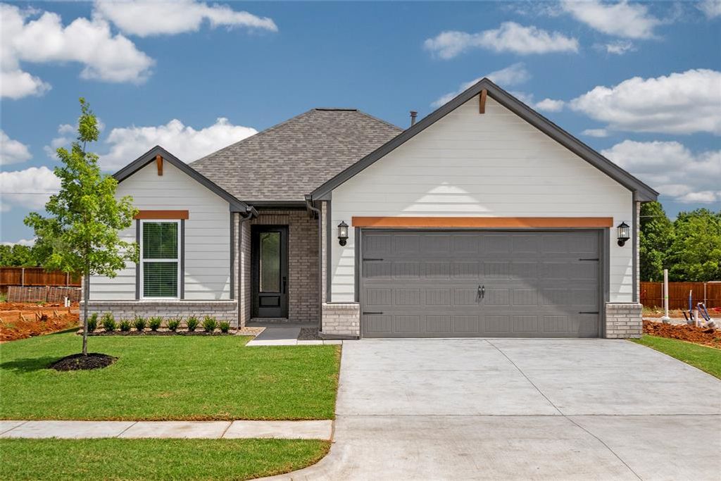 12021 SW 30 Street, Yukon, OK 73099