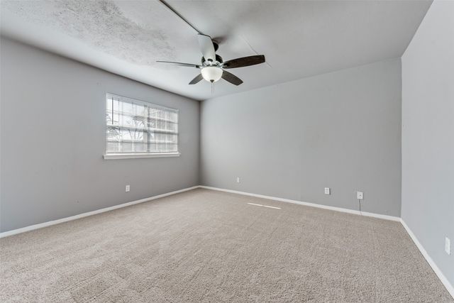 1809 E Grauwyler Road 130, Irving, TX 75061