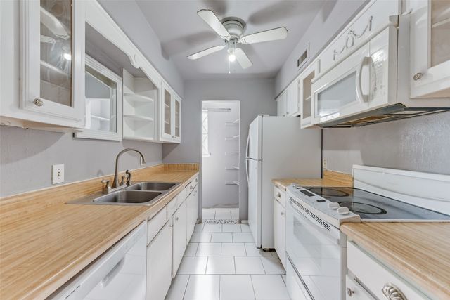 1809 E Grauwyler Road 130, Irving, TX 75061