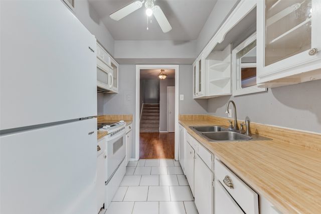 1809 E Grauwyler Road 130, Irving, TX 75061