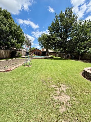 6901 Abilene Drive, Sachse, TX 75048