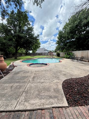 6901 Abilene Drive, Sachse, TX 75048