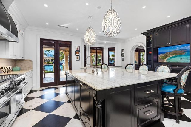 2430 Del Lago Drive, Fort Lauderdale, FL 33316