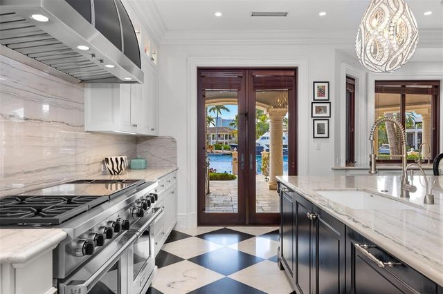 2430 Del Lago Drive, Fort Lauderdale, FL 33316