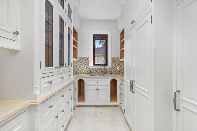 2430 Del Lago Drive, Fort Lauderdale, FL 33316