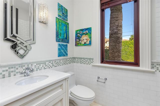 2430 Del Lago Drive, Fort Lauderdale, FL 33316