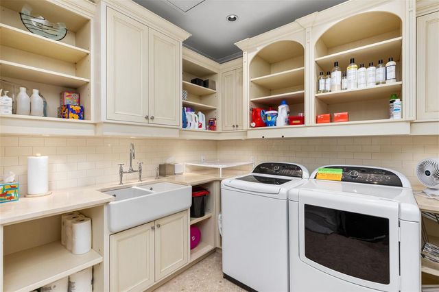2430 Del Lago Drive, Fort Lauderdale, FL 33316