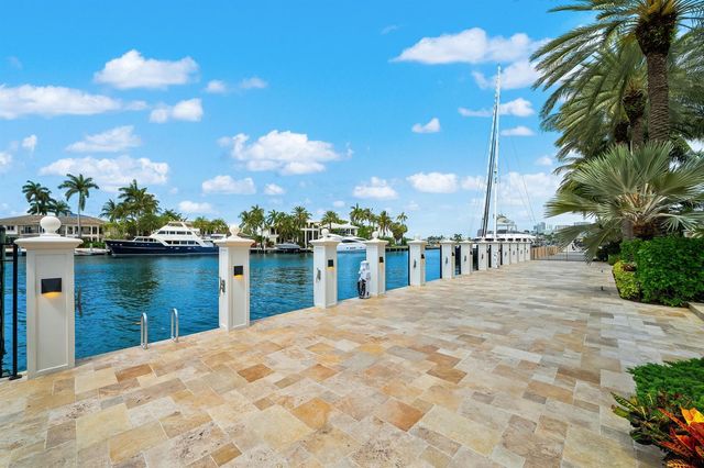 2430 Del Lago Drive, Fort Lauderdale, FL 33316
