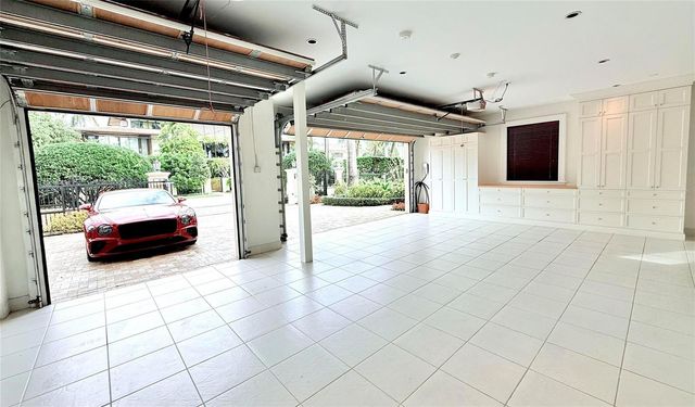 2430 Del Lago Drive, Fort Lauderdale, FL 33316