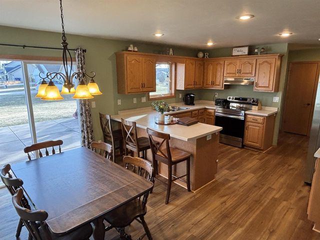 1843 SANDY SPRINGS ROAD, De Pere, WI 54115