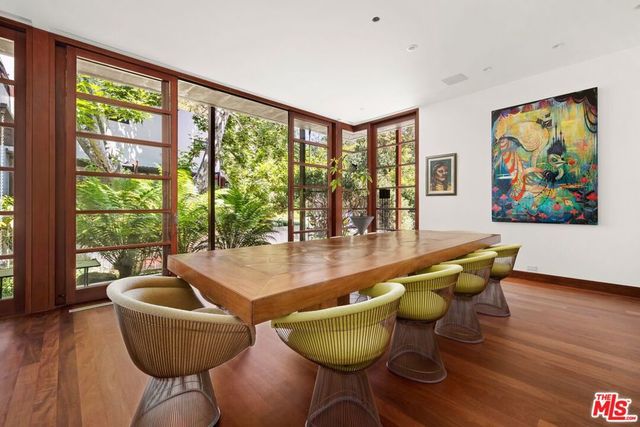 645 Tuallitan Road, Los Angeles, CA 90049