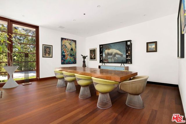 645 Tuallitan Road, Los Angeles, CA 90049