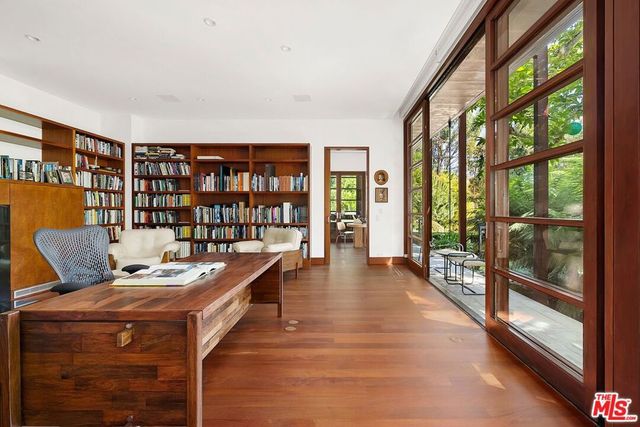 645 Tuallitan Road, Los Angeles, CA 90049