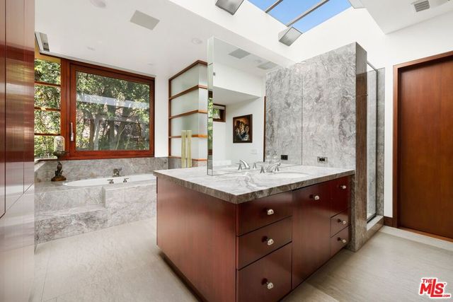 645 Tuallitan Road, Los Angeles, CA 90049