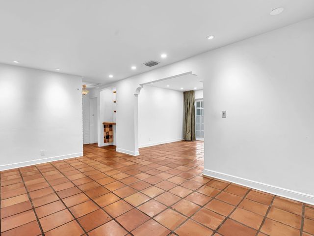 898 Azalea Street, Boca Raton, FL 33486