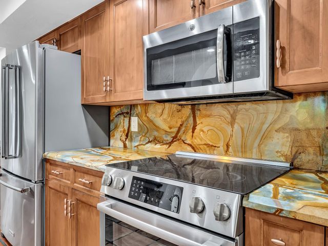 898 Azalea Street, Boca Raton, FL 33486