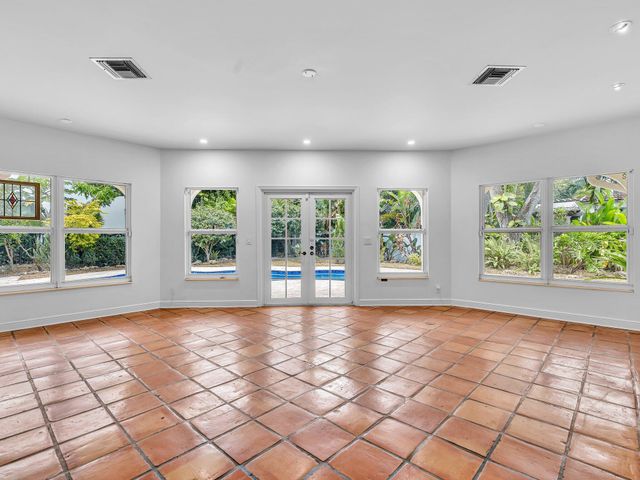 898 Azalea Street, Boca Raton, FL 33486
