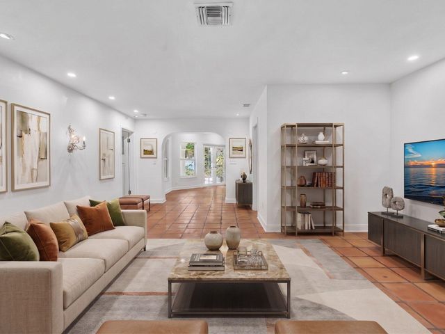 898 Azalea Street, Boca Raton, FL 33486