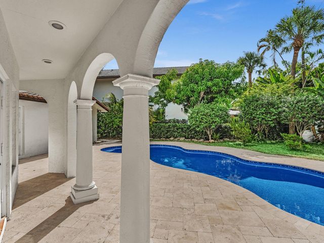 898 Azalea Street, Boca Raton, FL 33486
