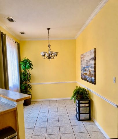 400 S Rockwall Avenue, Terrell, TX 75160