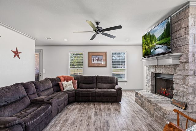 157 Crenshaw Street, Stephenville, TX 76401