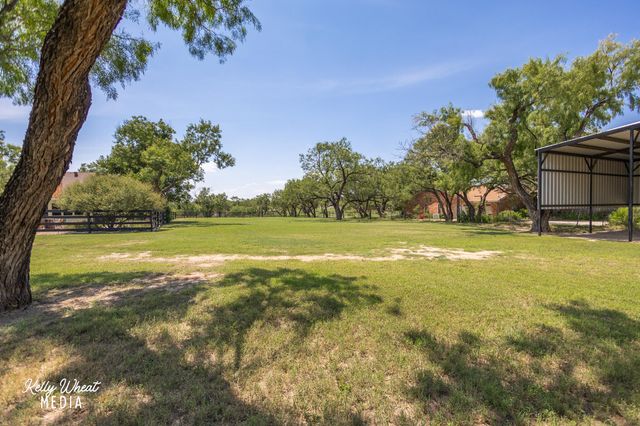 4362 Homestead Circle, San Angelo, TX 76905